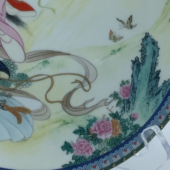 Vintage Pao-Chai Limited Edition Porcelain Collectible Plate - Picture 5 of 16